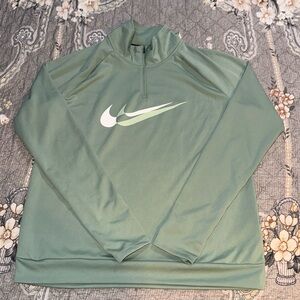 NIKE QUARTER ZIP
